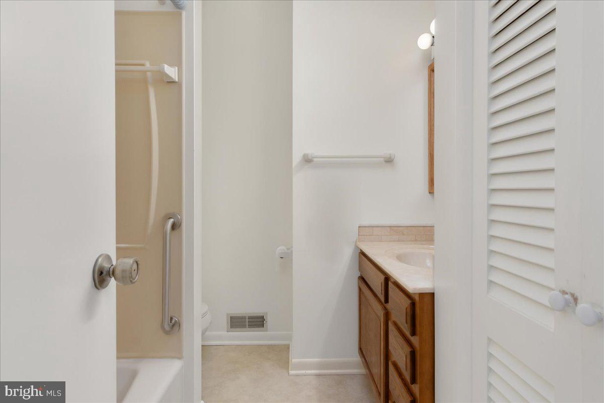 FOUNTAIN HEAD - Residential