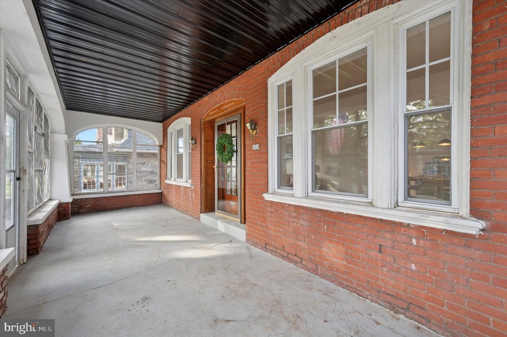 Photo of 154 E Parkway Avenue, CHESTER, PA 19013 (MLS # PADE2102248)
