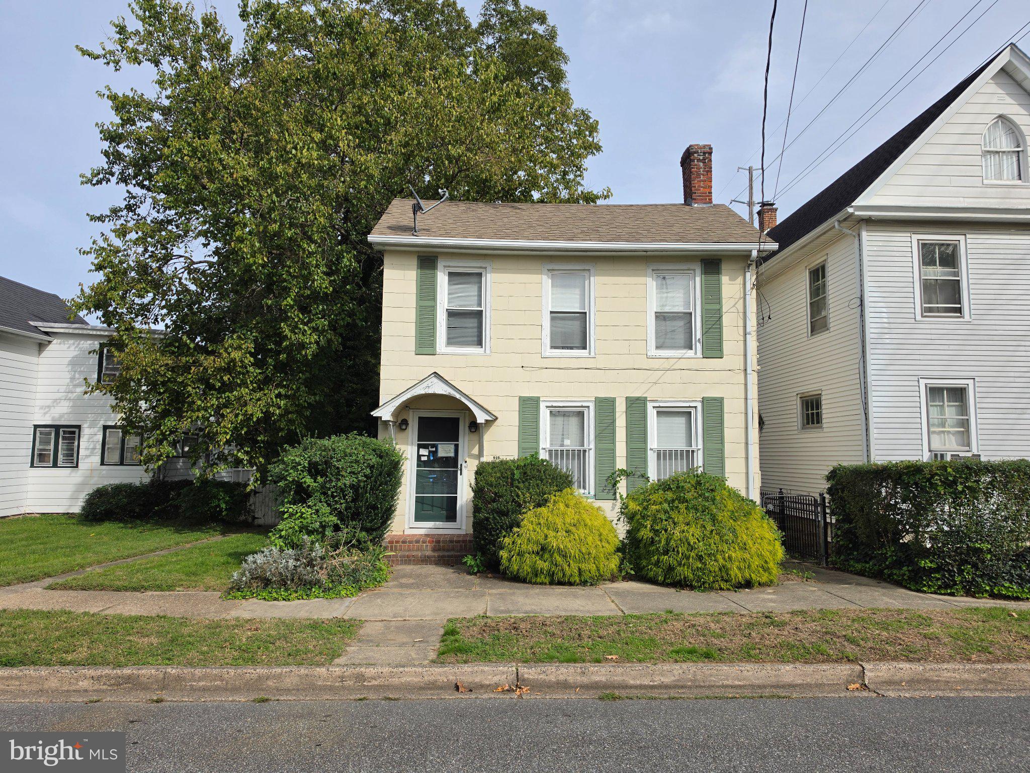 105 N AMERICAN AVENUE