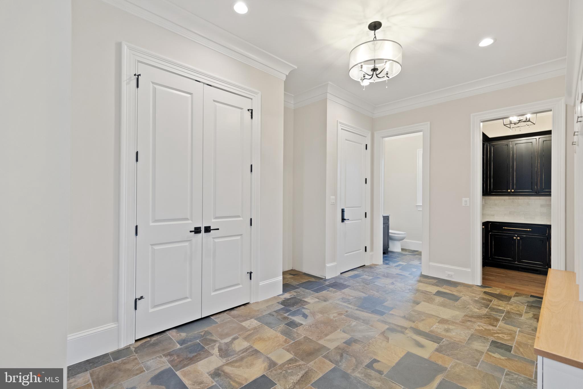 FRANKLIN PARK - Residential