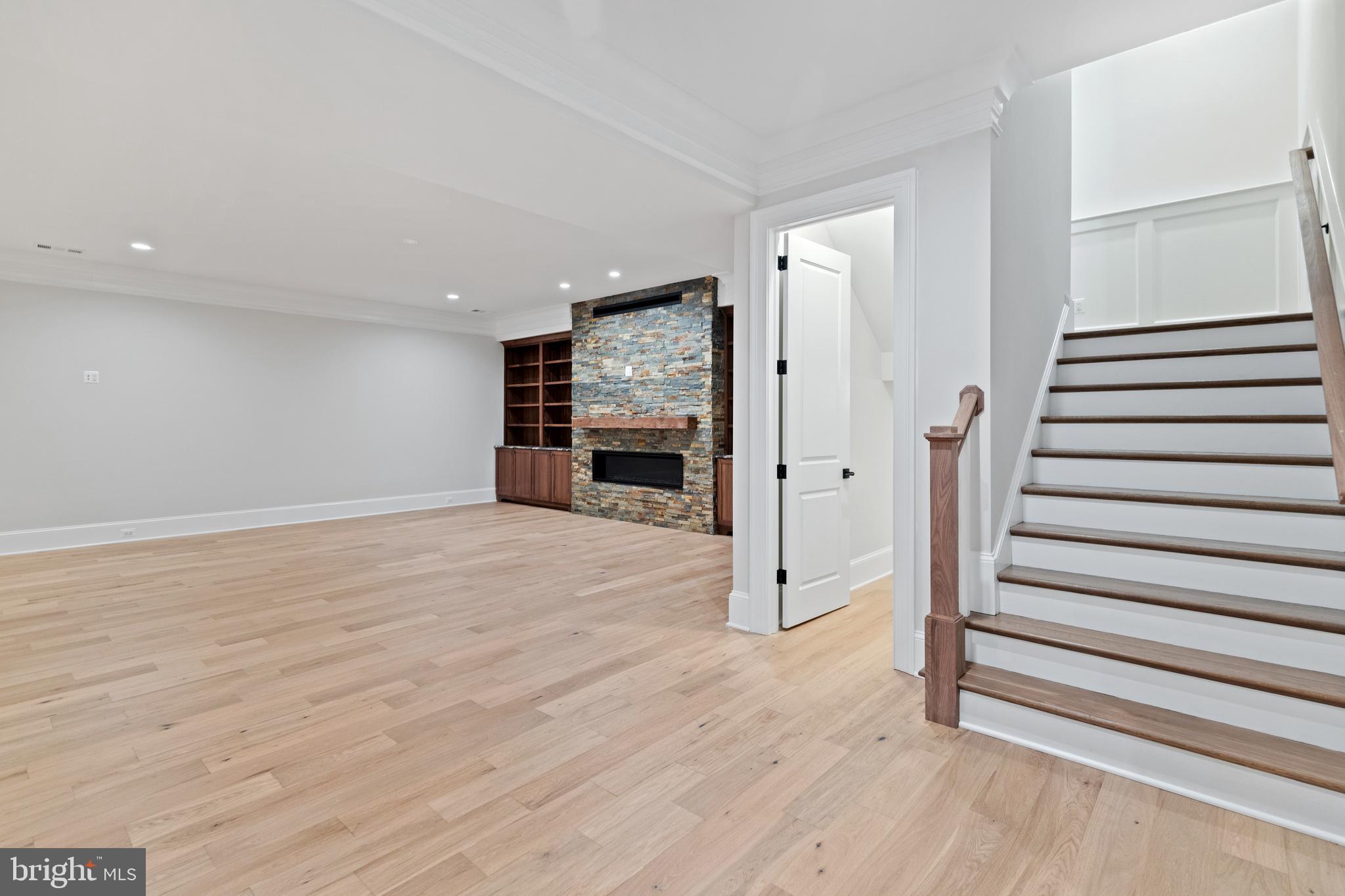 FRANKLIN PARK - Residential