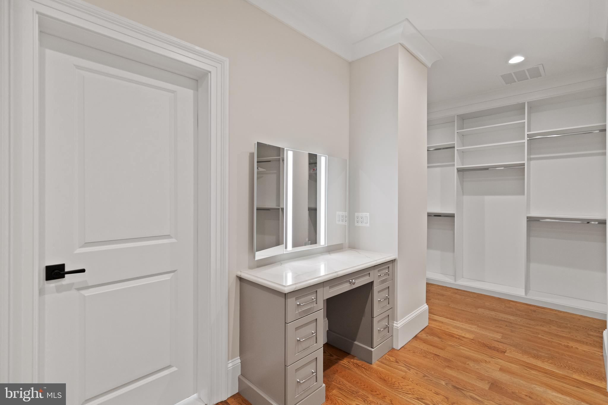 FRANKLIN PARK - Residential