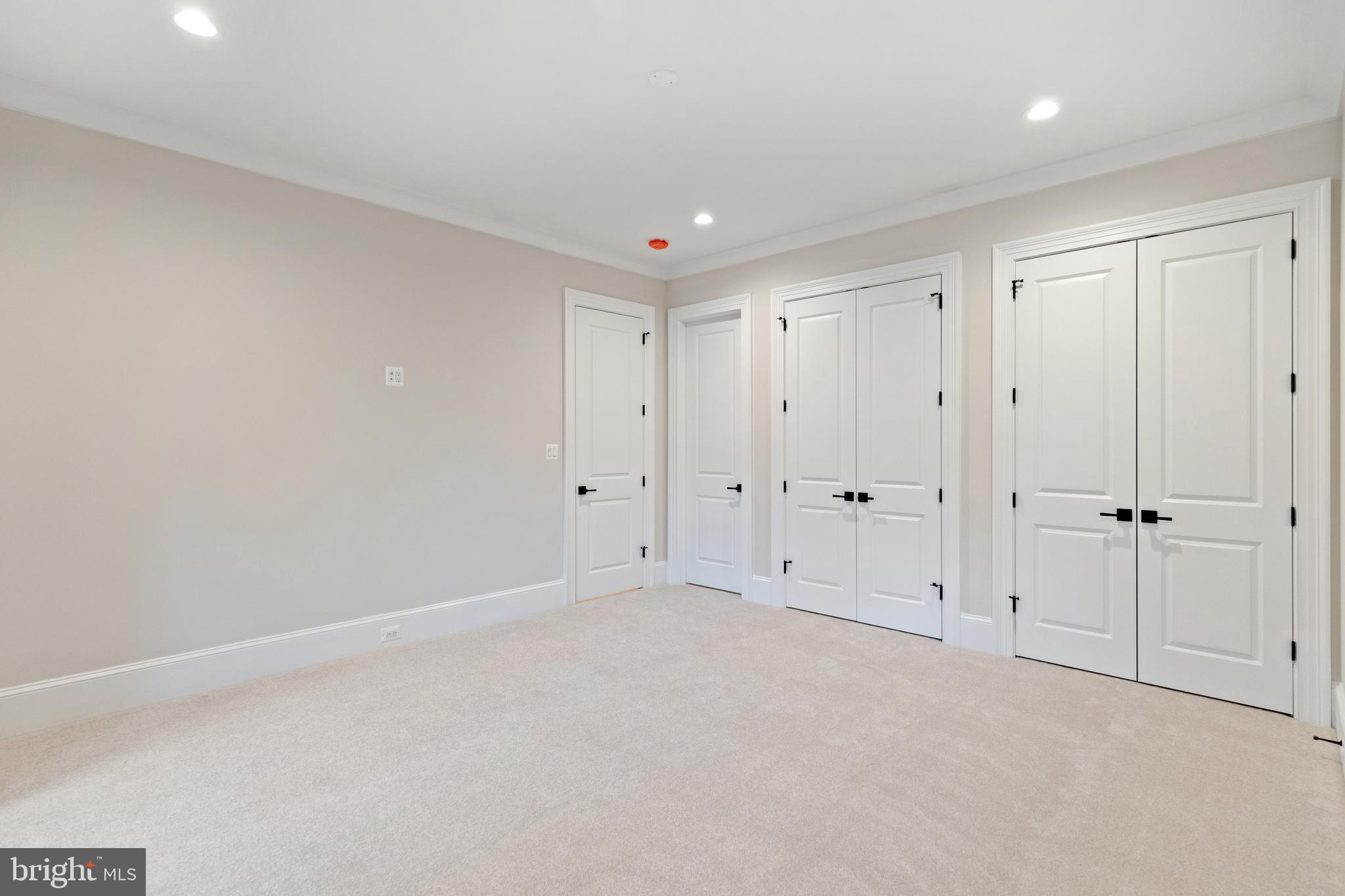 FRANKLIN PARK - Residential