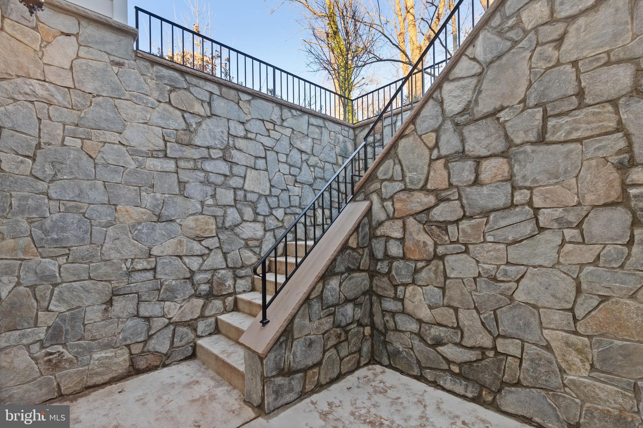 FRANKLIN PARK - Residential