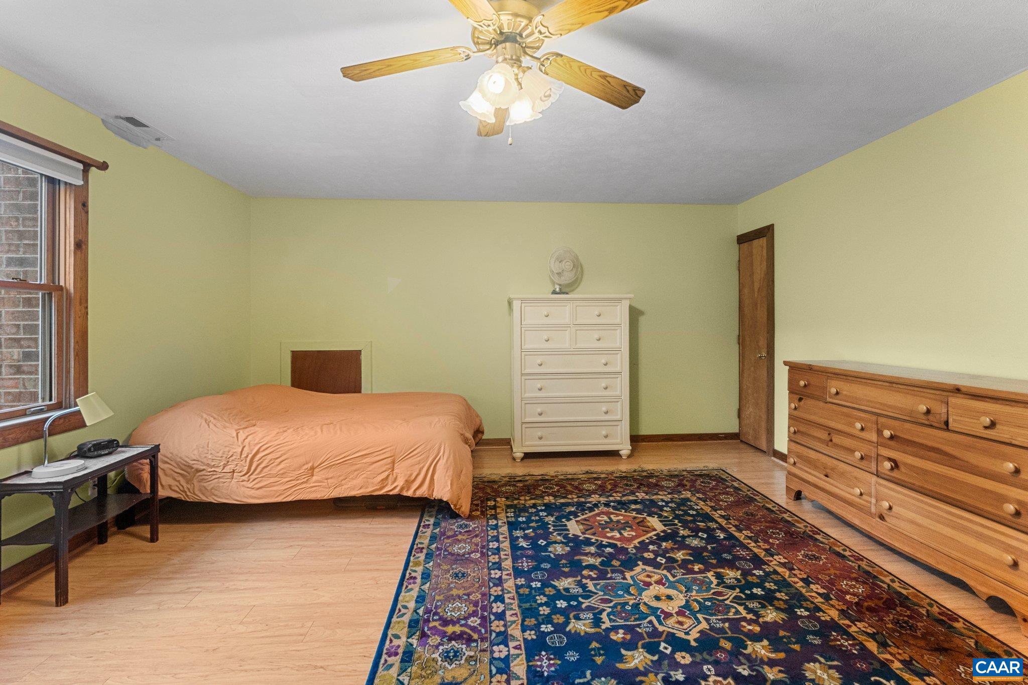 EDGEWOOD PARK - Residential