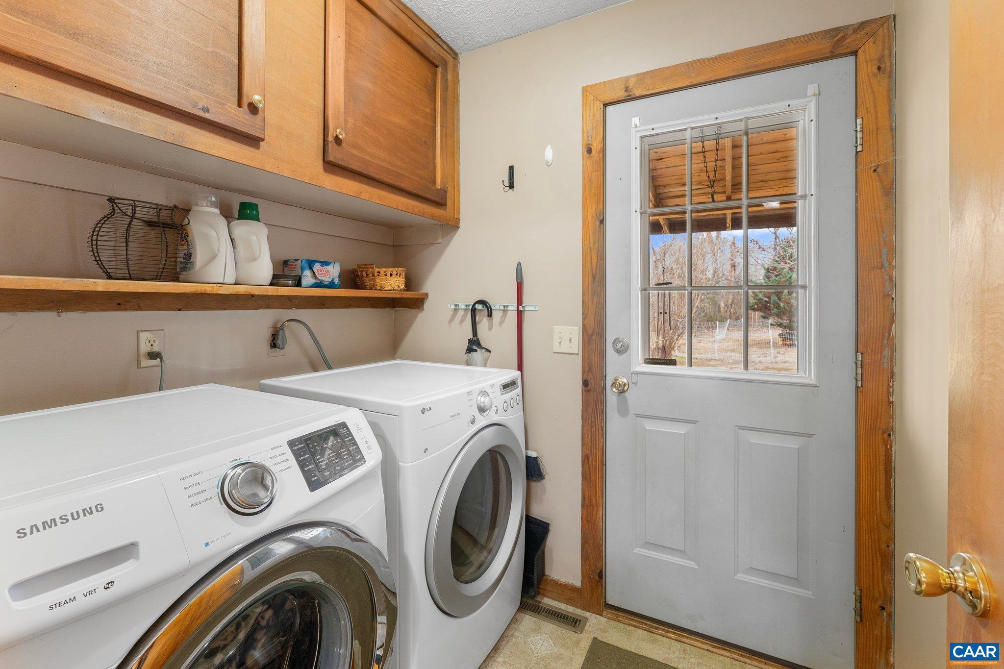 EDGEWOOD PARK - Residential