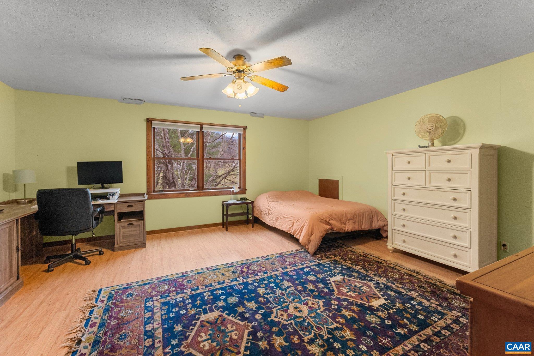 EDGEWOOD PARK - Residential