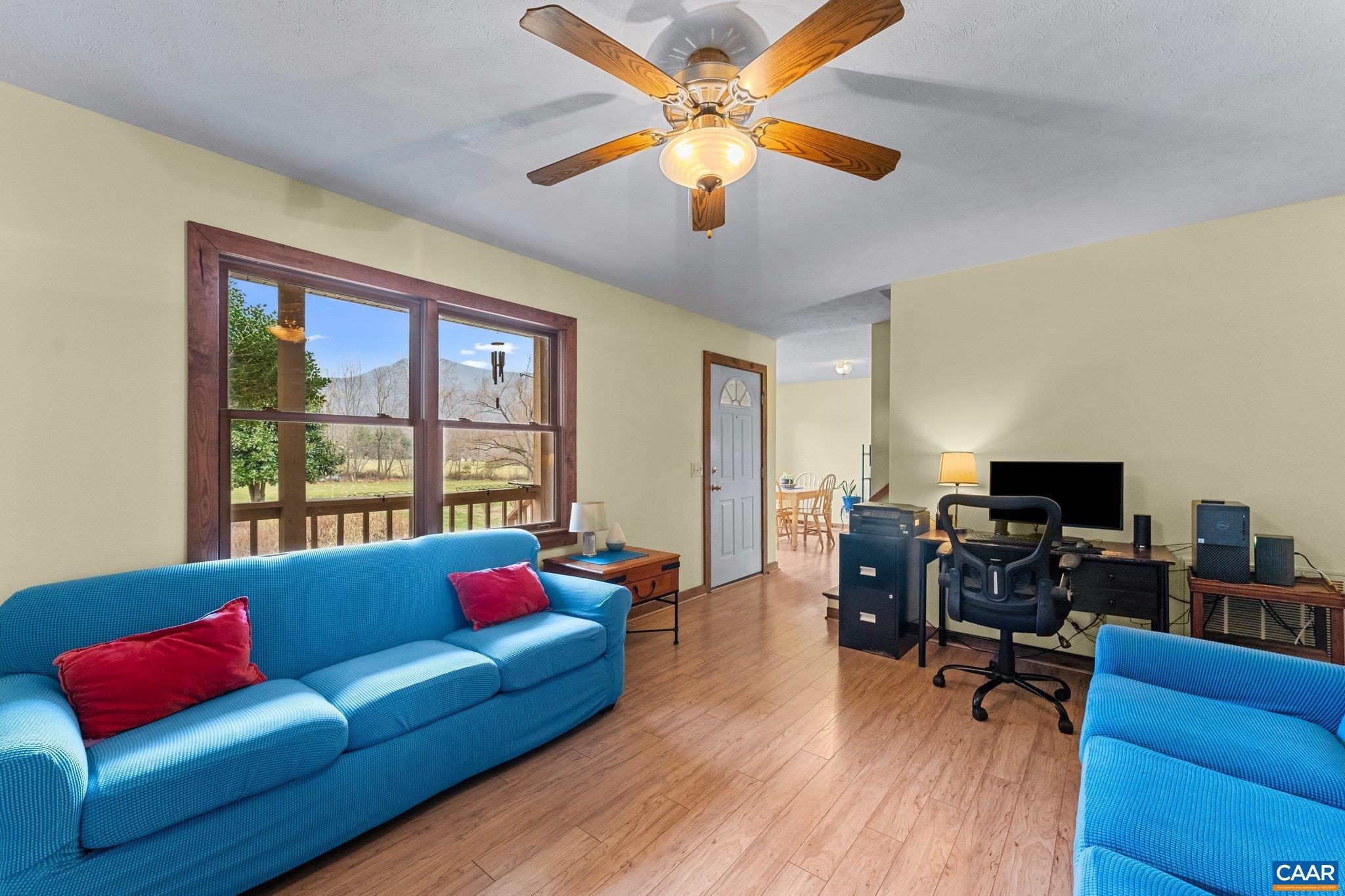 EDGEWOOD PARK - Residential