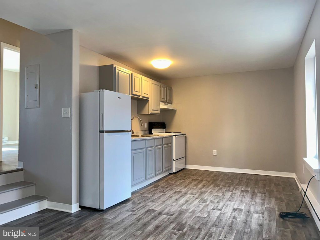 Photo of 222 W Vine Street #4, LANCASTER, PA 17603 (MLS # PALA2080978)