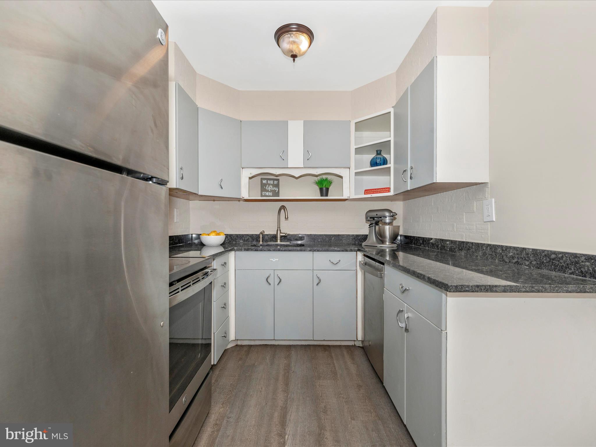 MONOCACY VILLAGE - Residential