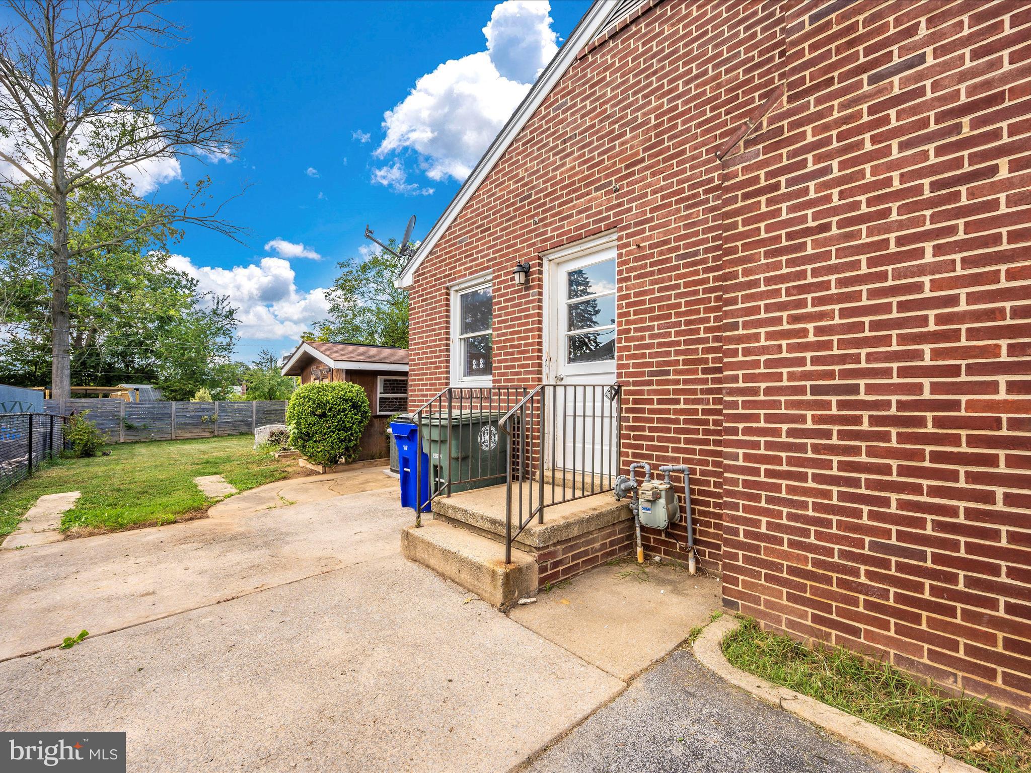 MONOCACY VILLAGE - Residential