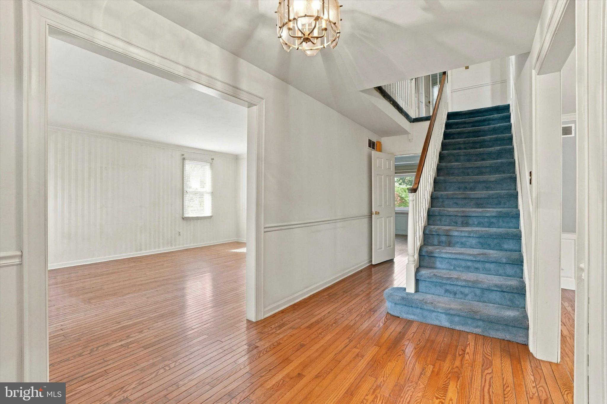 18 AVERSTONE DRIVE E E