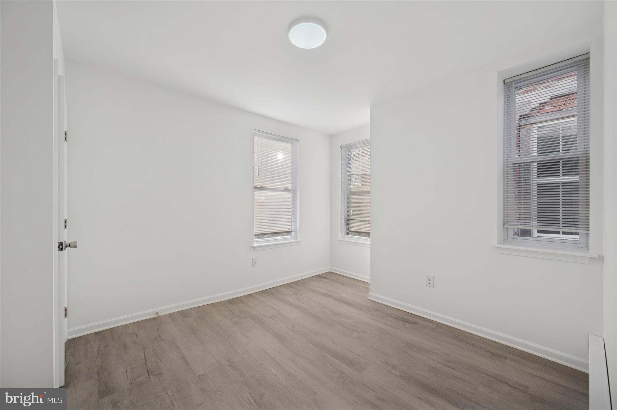 1418 W ERIE AVENUE 2