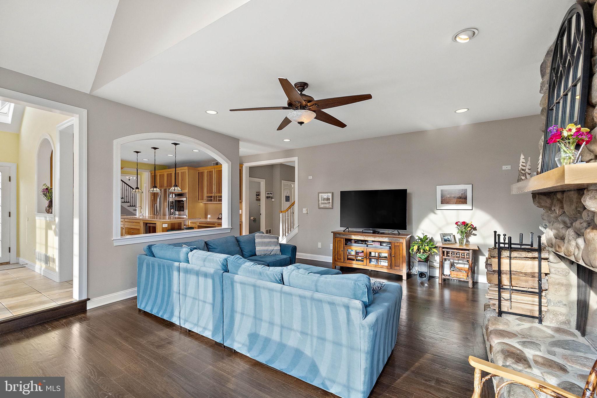 HORSESHOE FARM - Residential