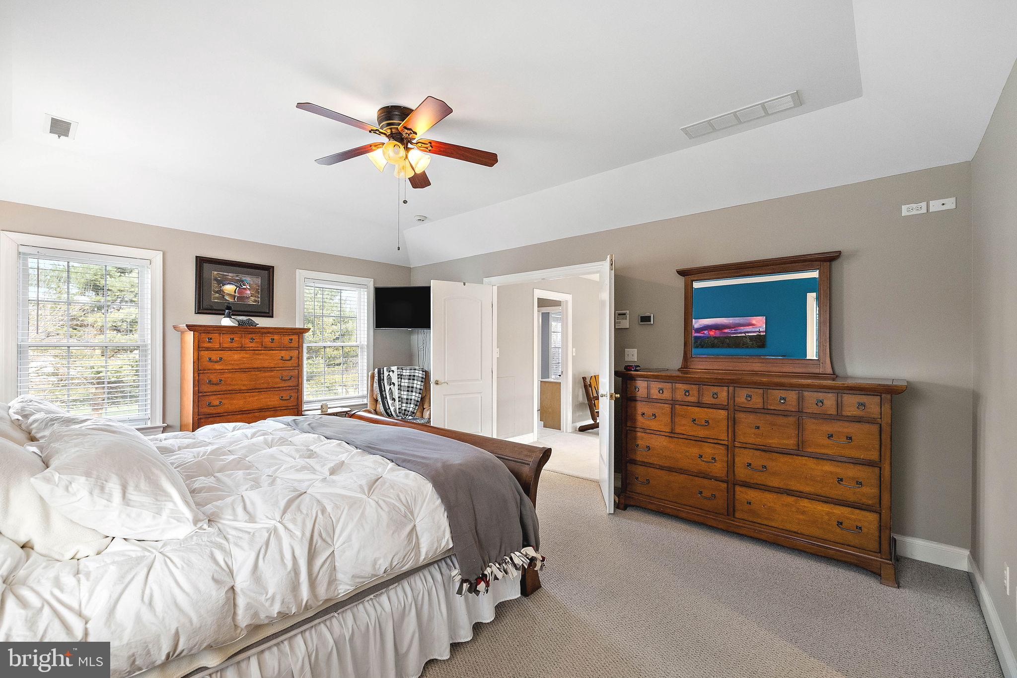 HORSESHOE FARM - Residential