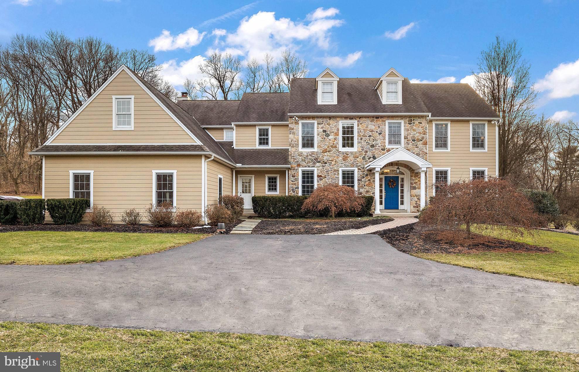 HORSESHOE FARM - Residential