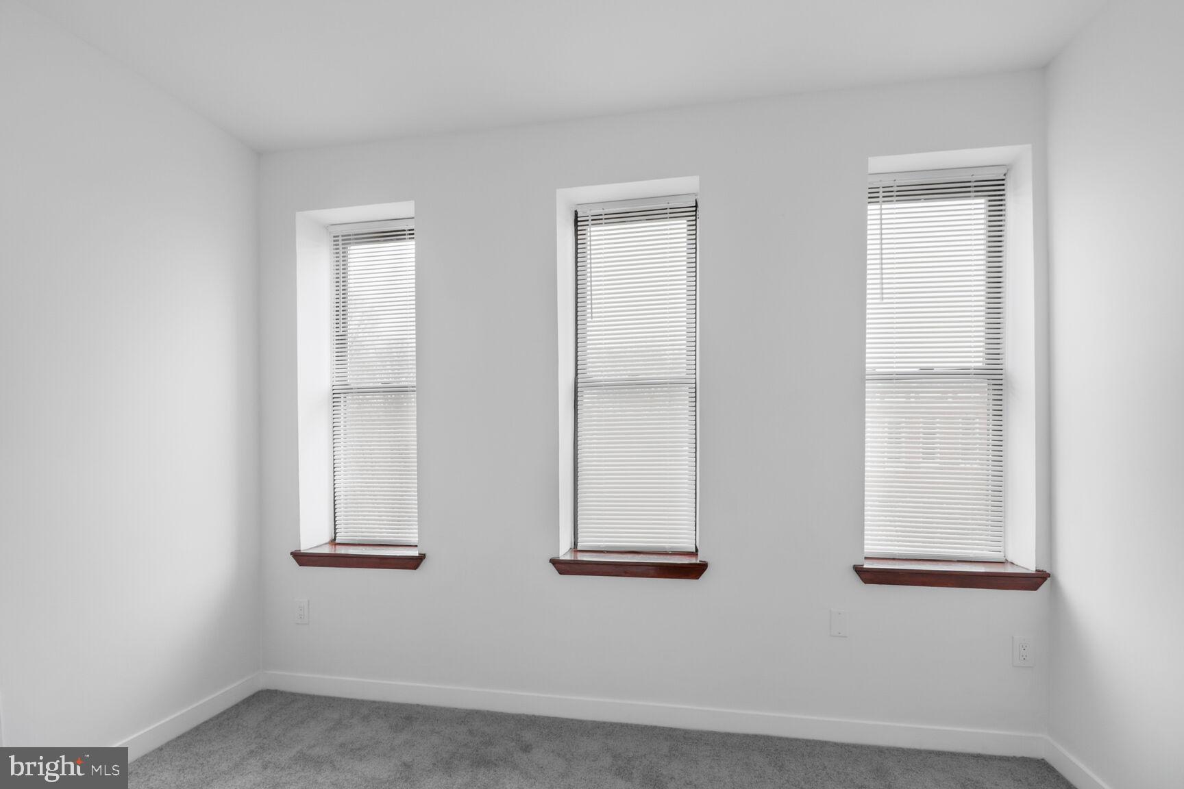 UPTON - Residential Lease