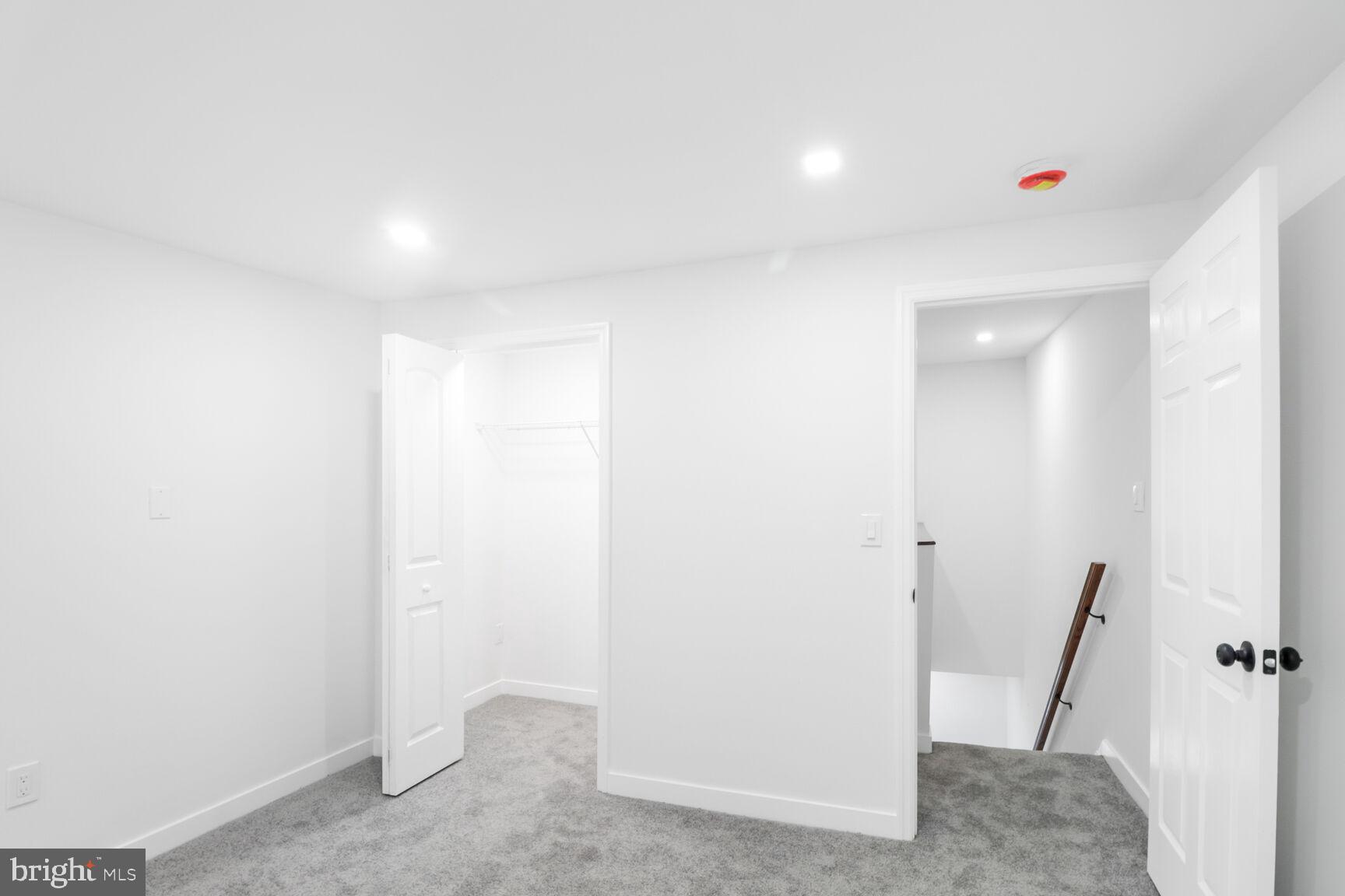 UPTON - Residential Lease