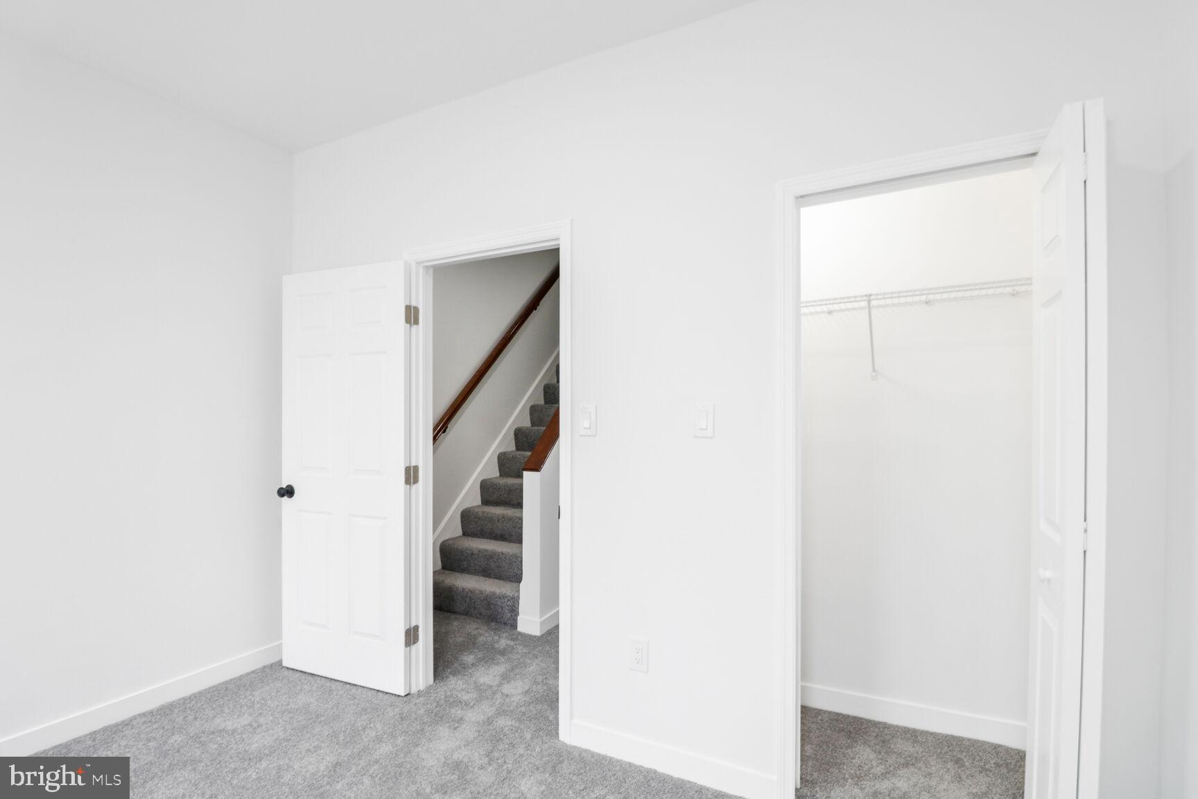 UPTON - Residential Lease