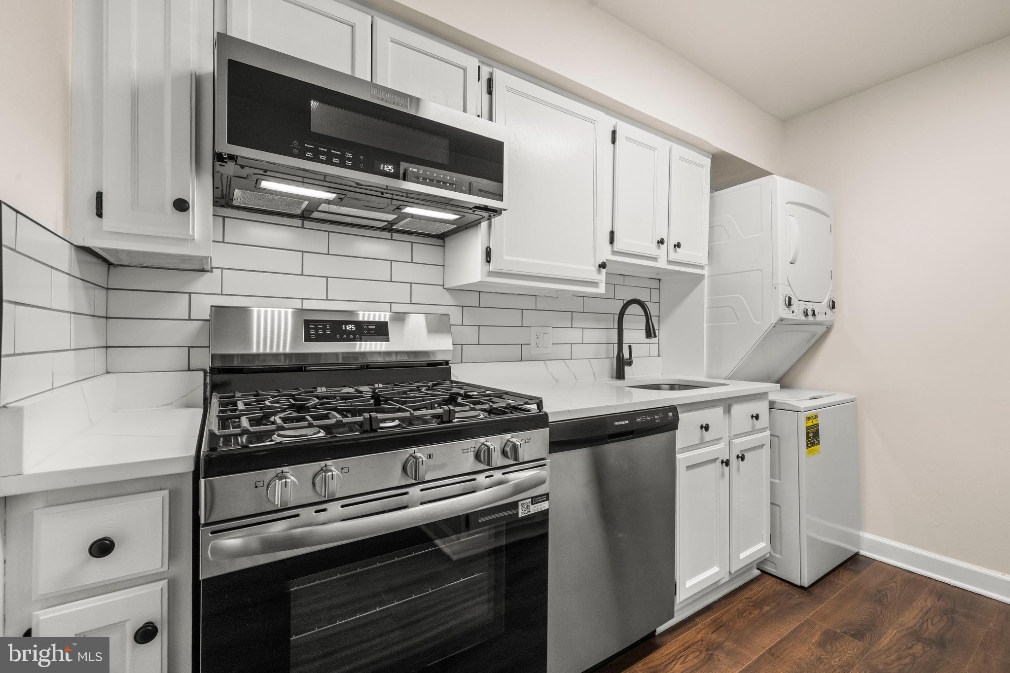 COVENT GARDENS - Residential