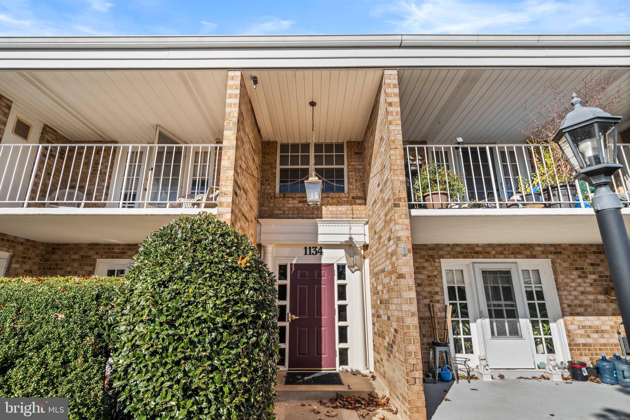 1134 S WASHINGTON STREET T1