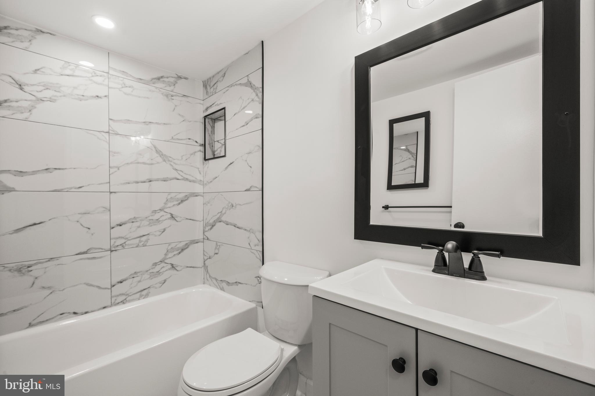 COVENT GARDENS - Residential