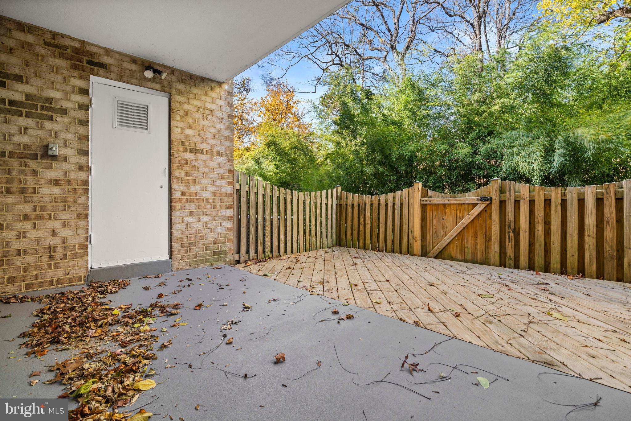 COVENT GARDENS - Residential