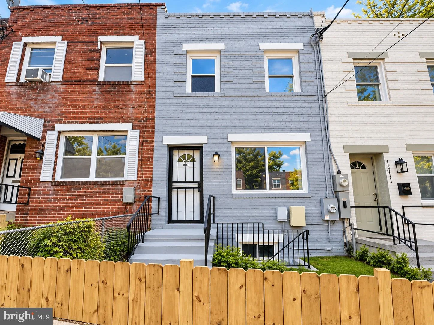 1313 Dexter Terrace SE