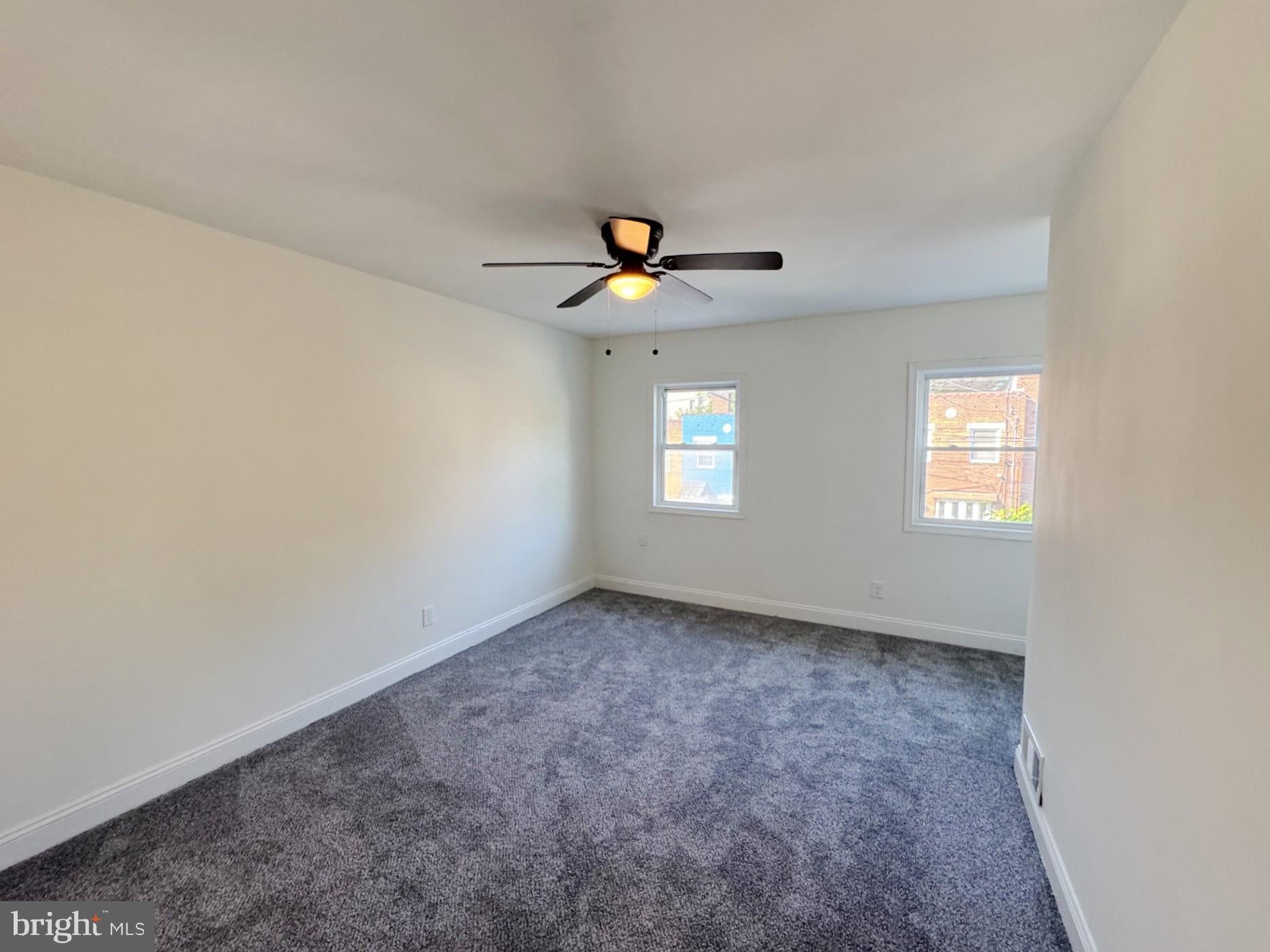 1313 DEXTER TERRACE SE