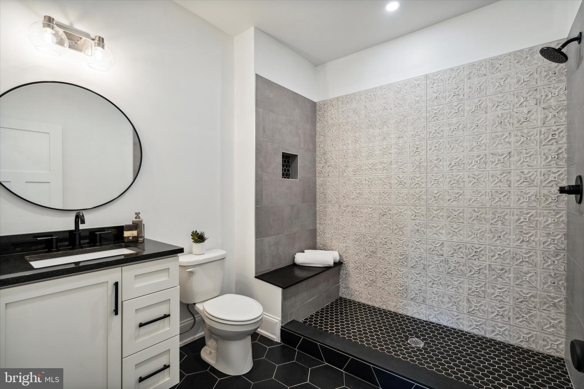 CANTERBURY WOODS - Residential