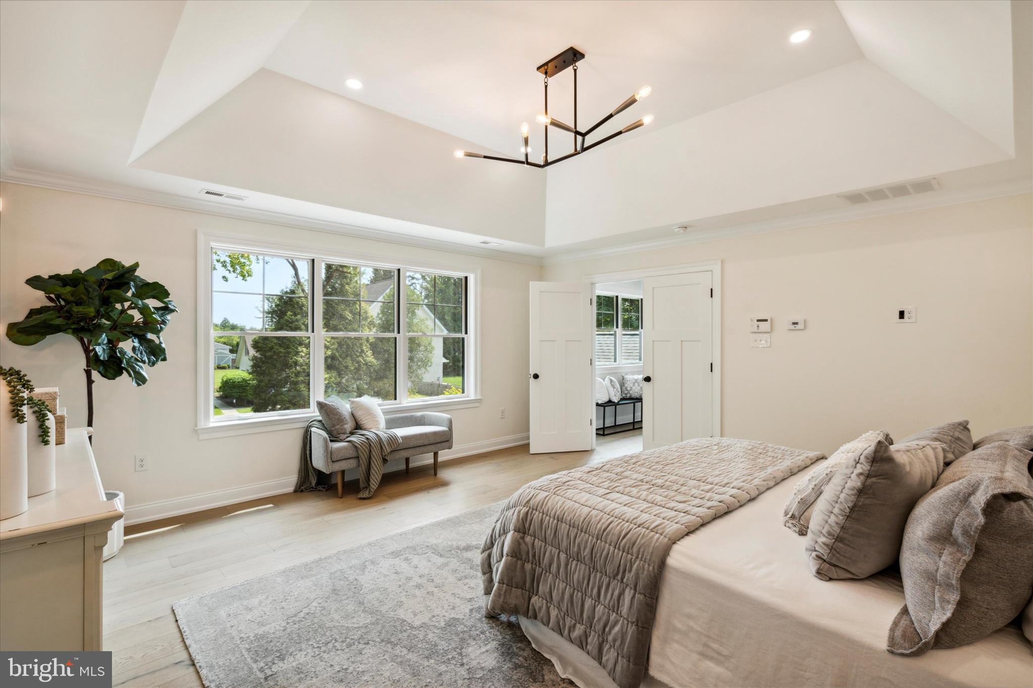 CANTERBURY WOODS - Residential