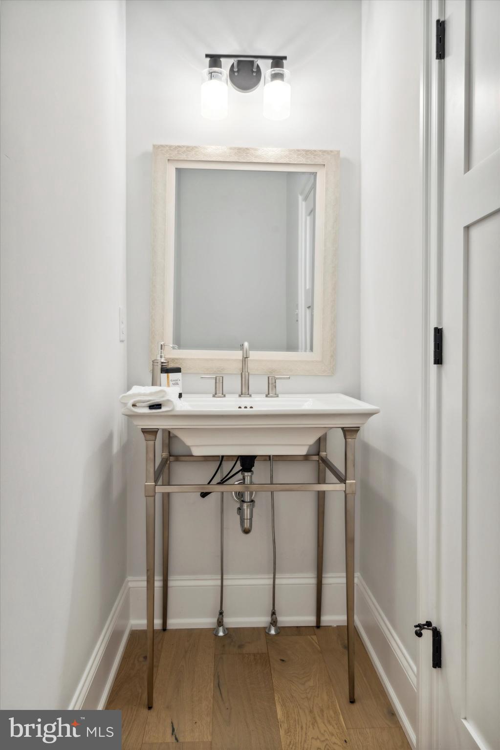 CANTERBURY WOODS - Residential