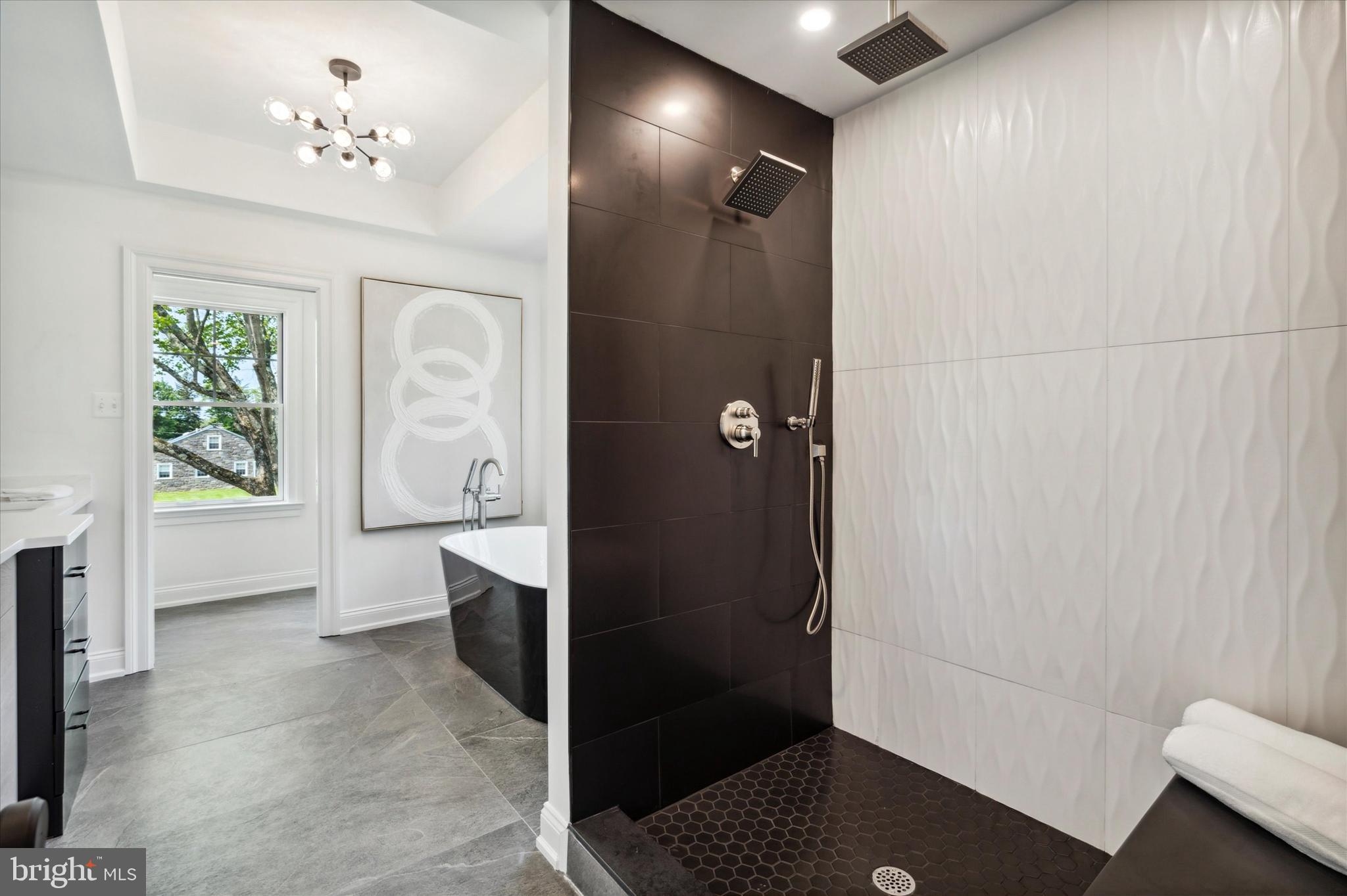 CANTERBURY WOODS - Residential