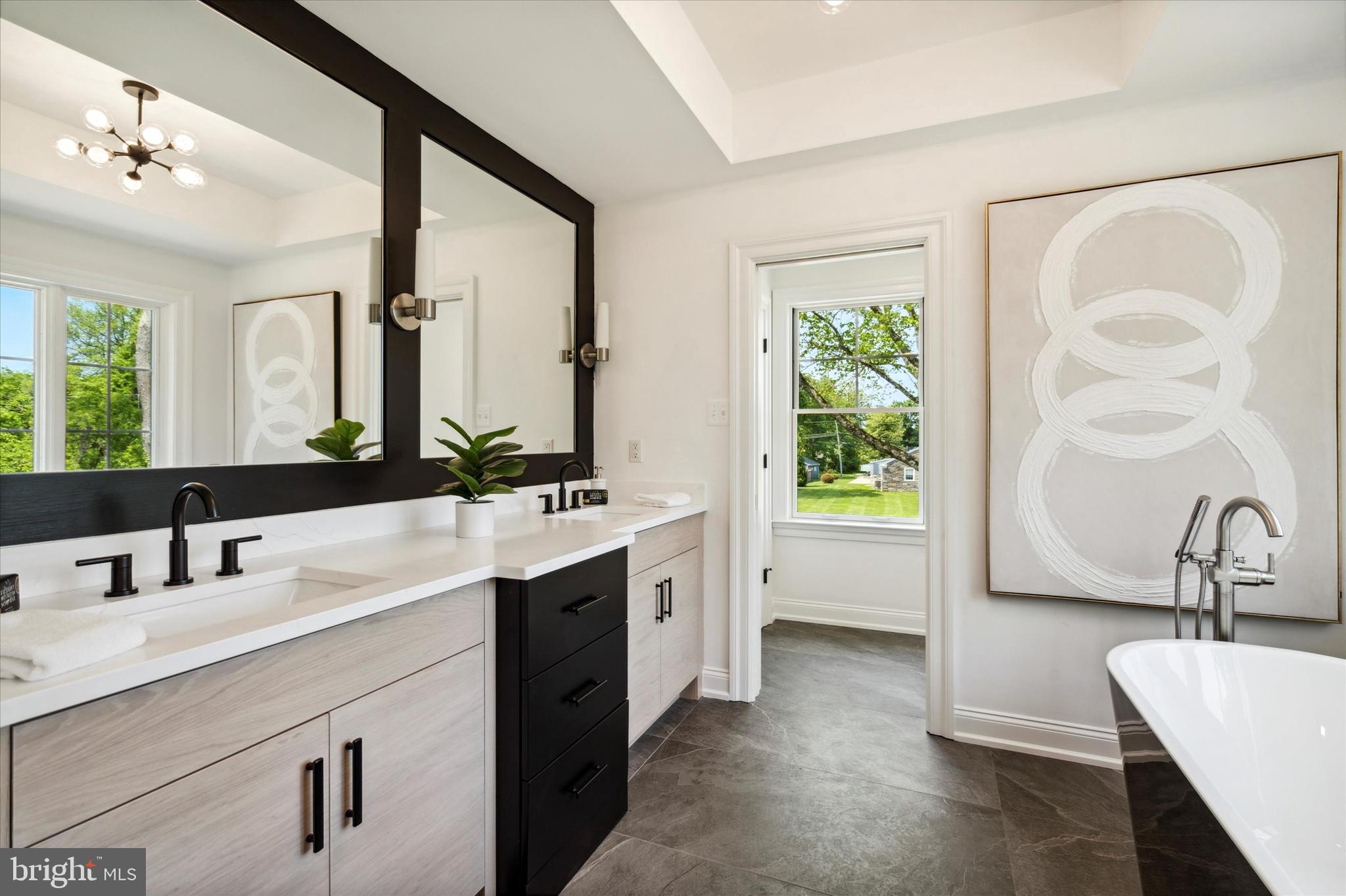 CANTERBURY WOODS - Residential