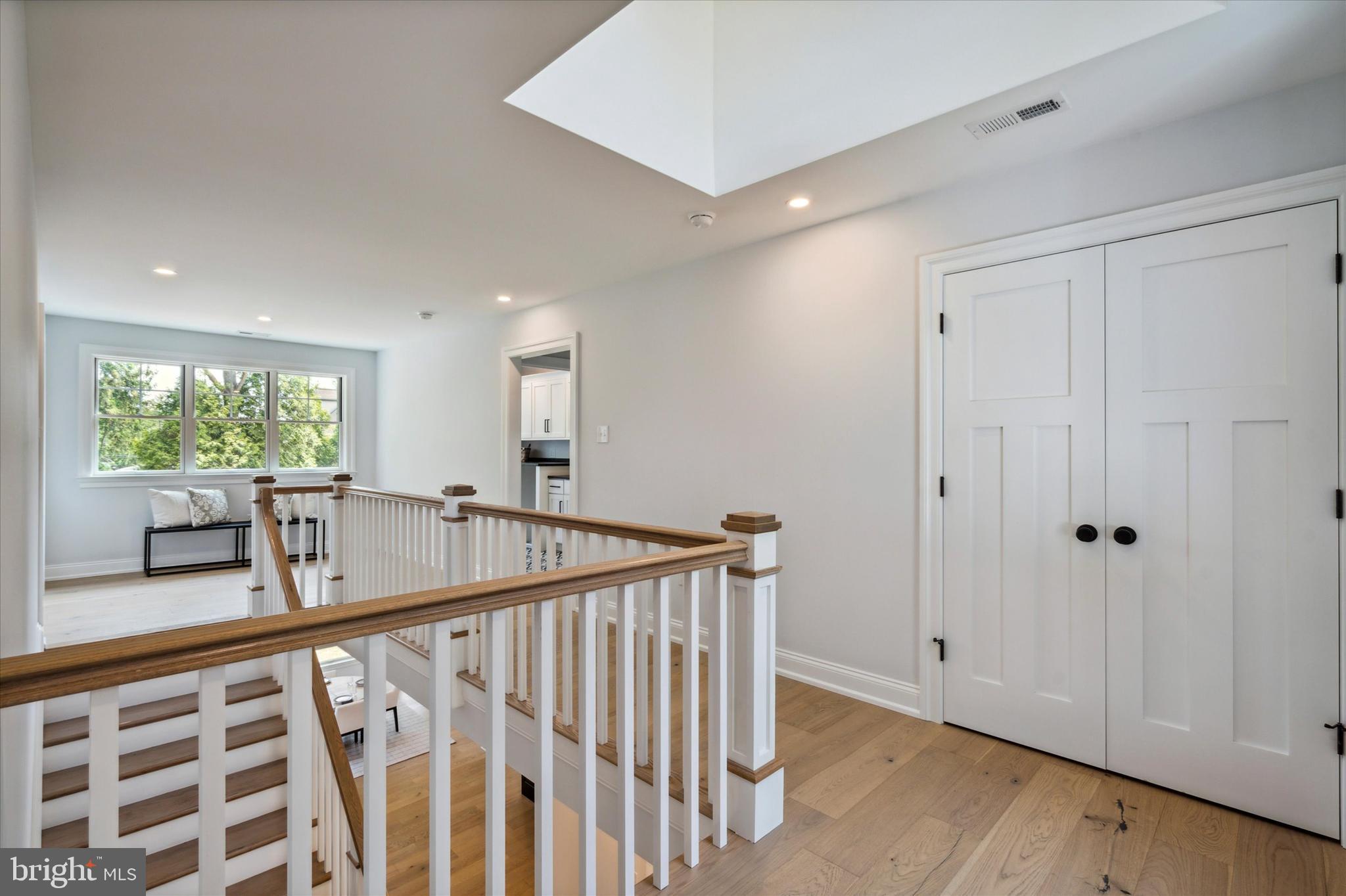 CANTERBURY WOODS - Residential