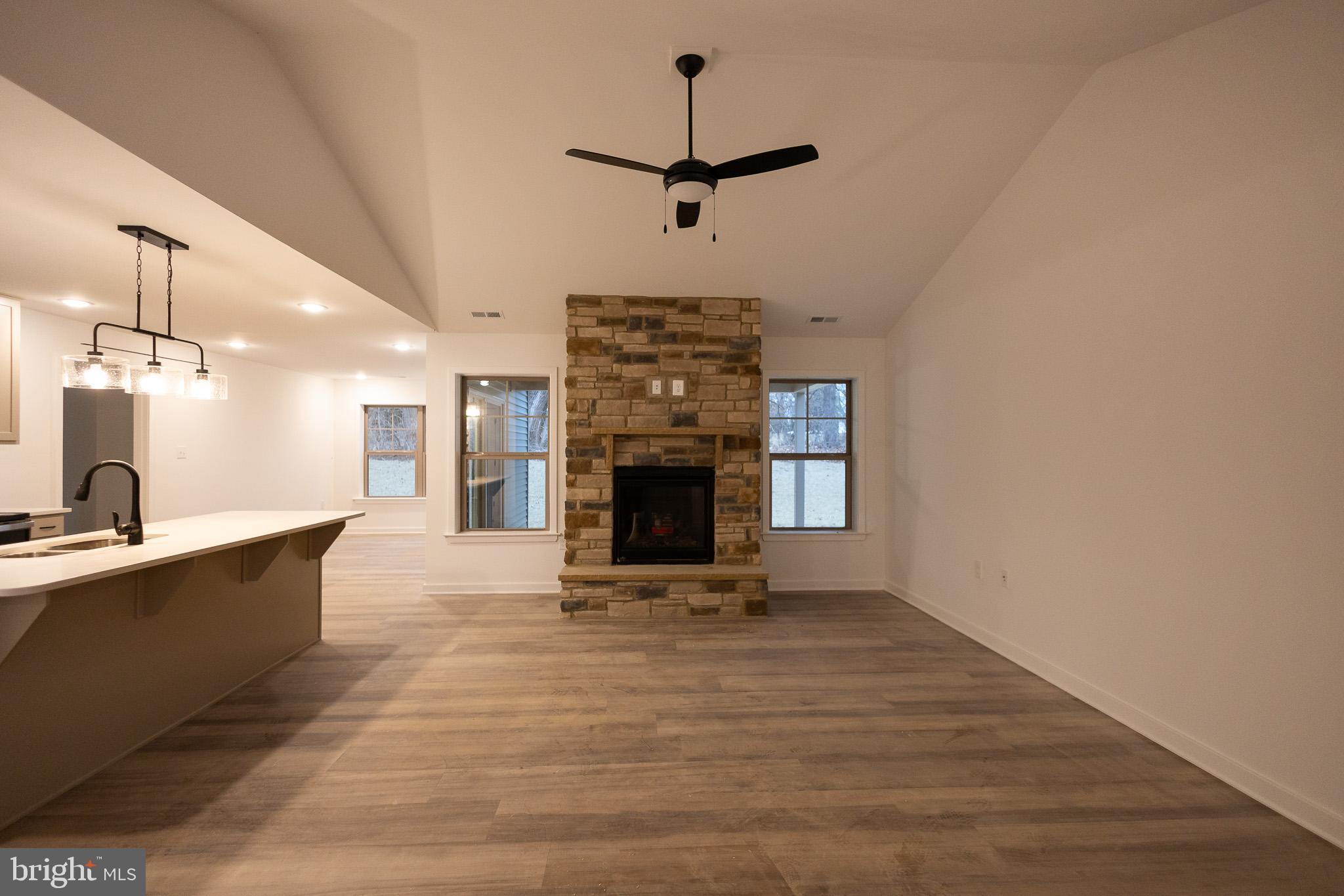 BRIDLE CREEK - Residential