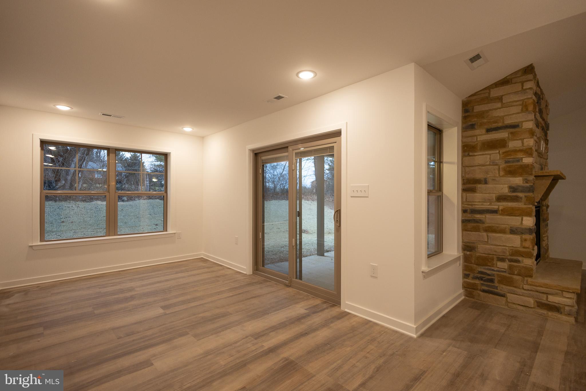 BRIDLE CREEK - Residential