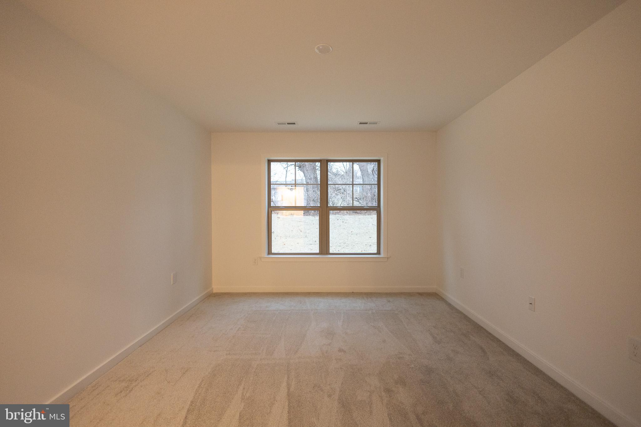 BRIDLE CREEK - Residential