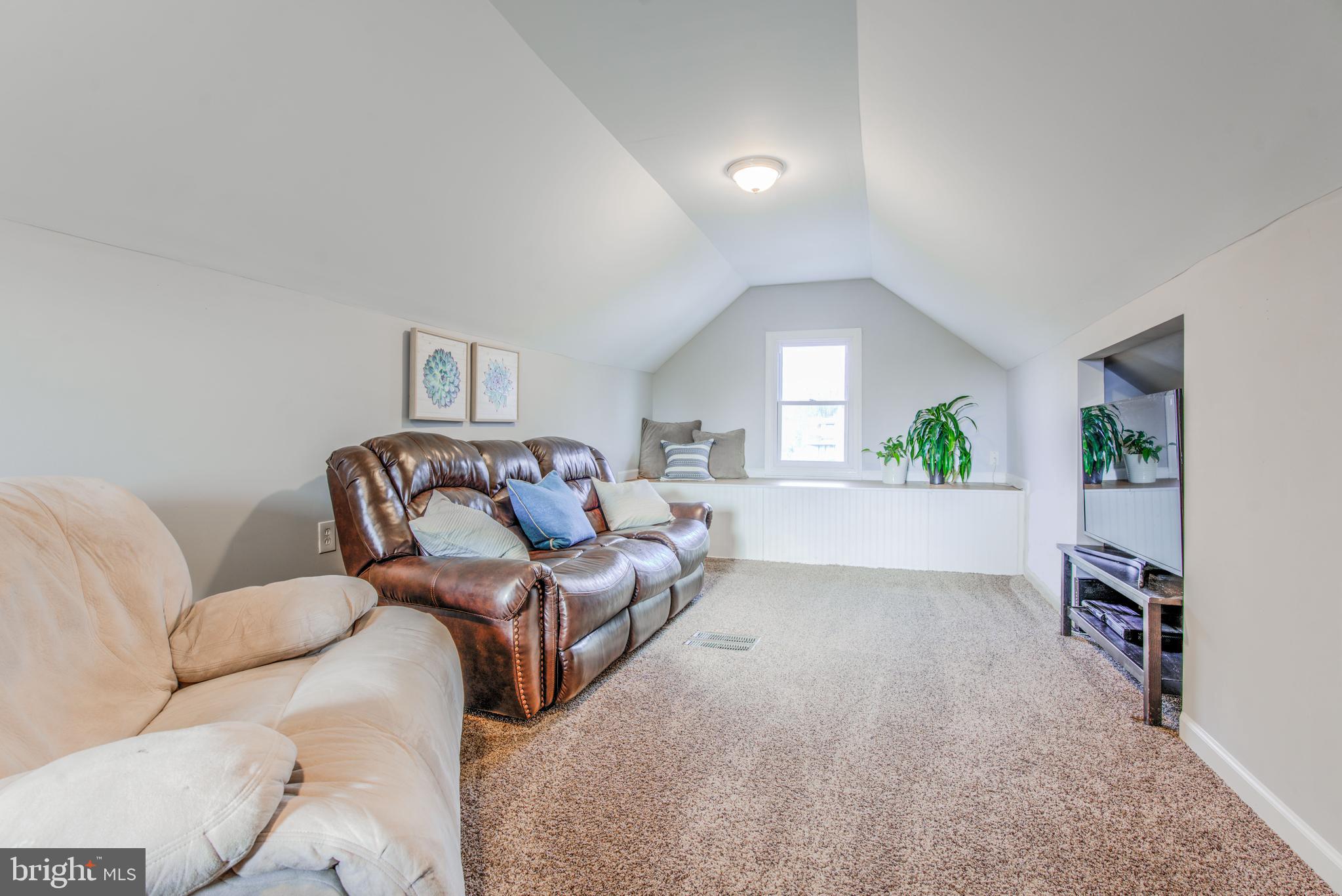 HAMILTON HEIGHTS - Residential