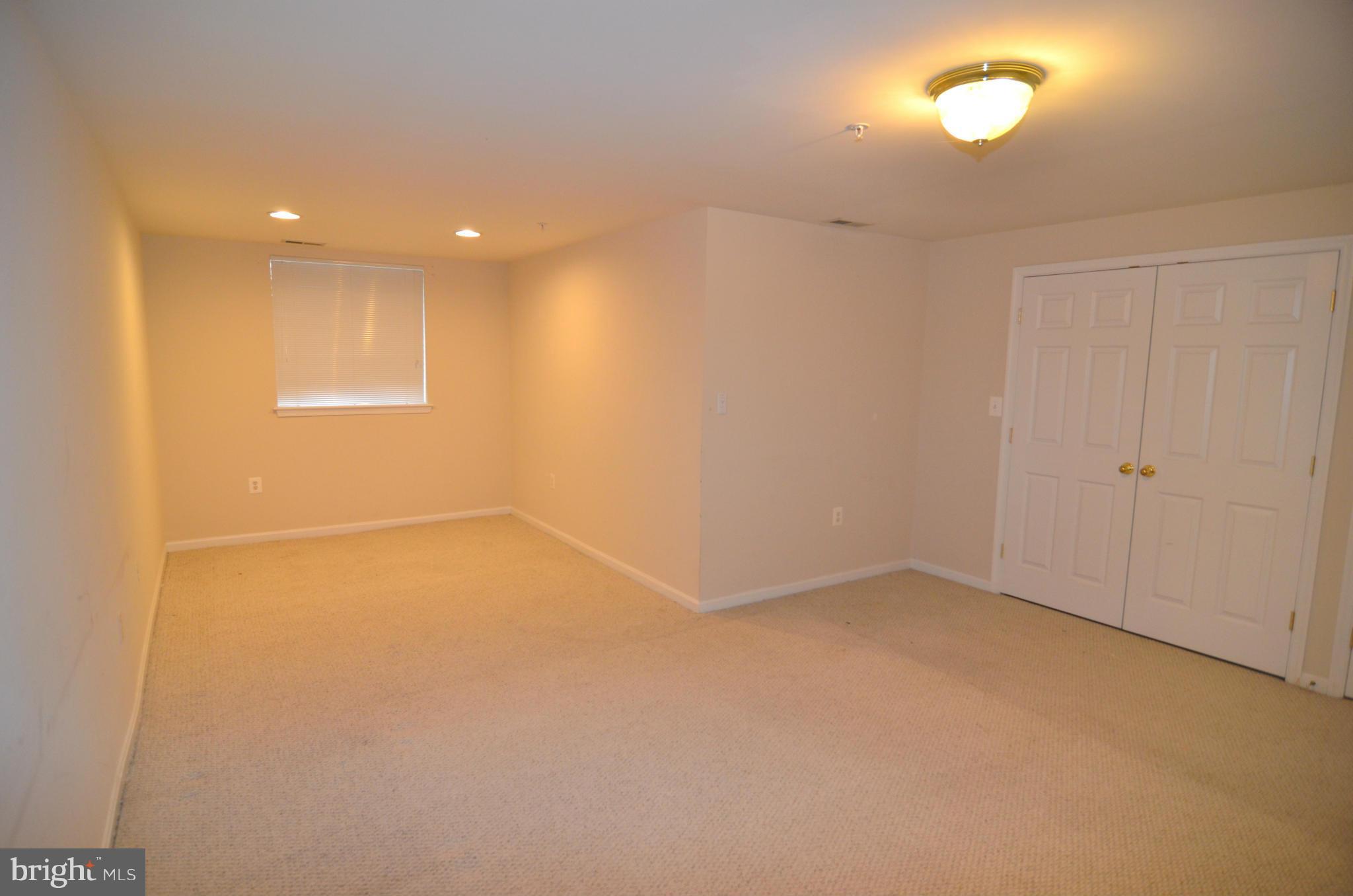 GREENHAVEN RUN - Residential Lease