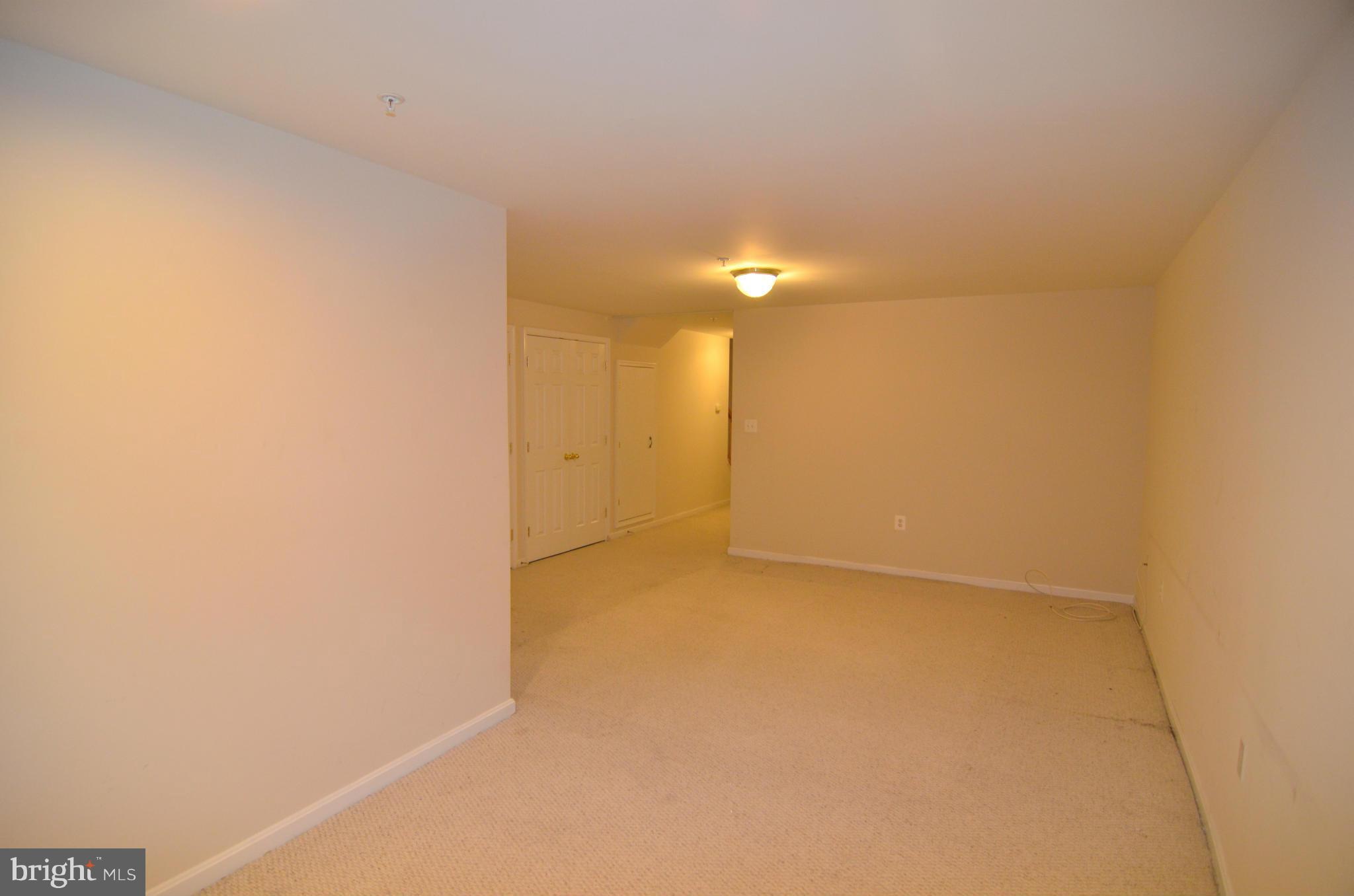 GREENHAVEN RUN - Residential Lease