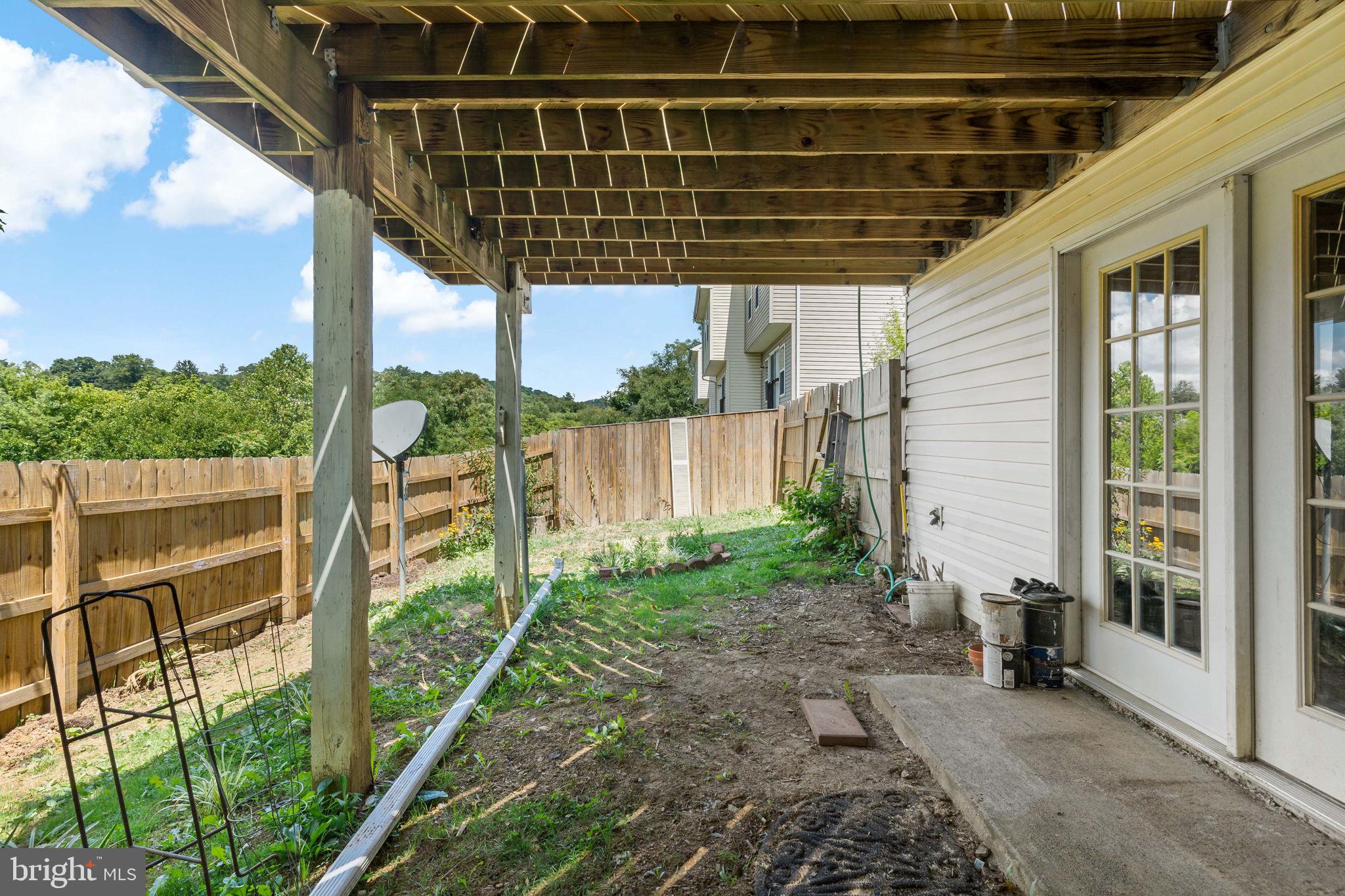 STONEBROOK VILLAGE - Residential