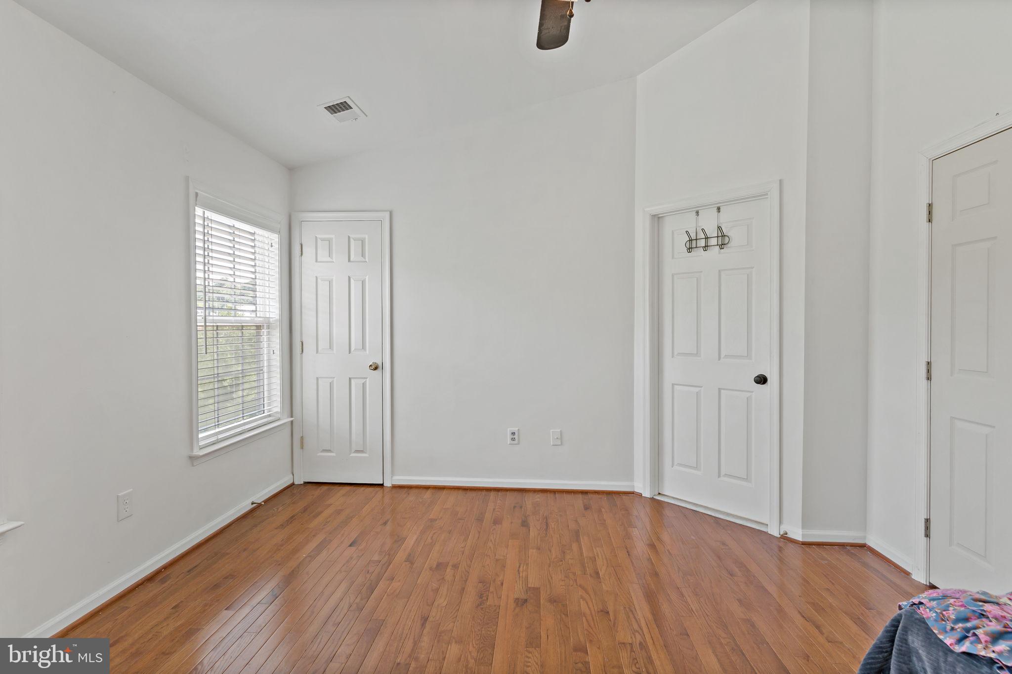 STONEBROOK VILLAGE - Residential