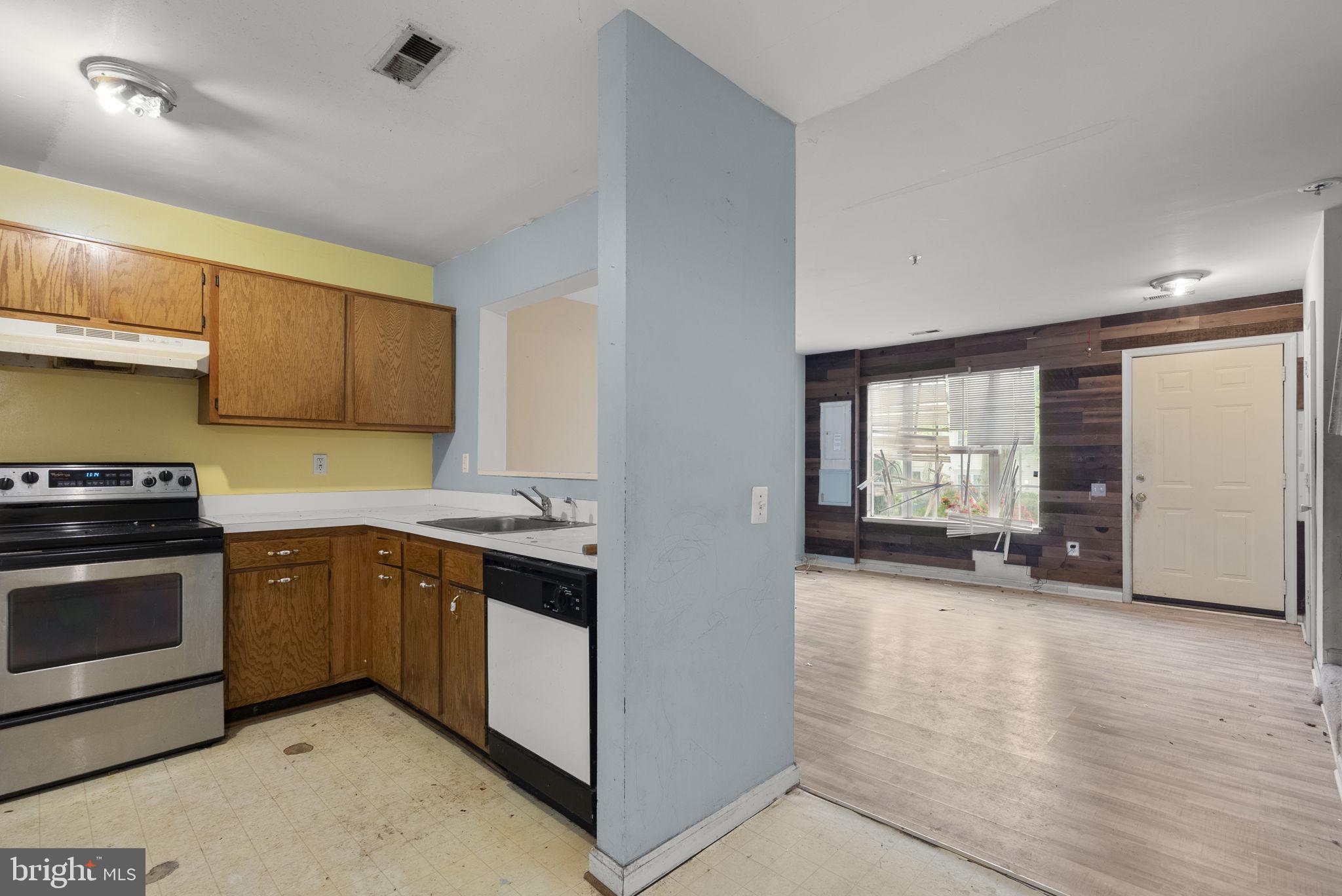 MANORS OF PAINT BRANCH - Residential