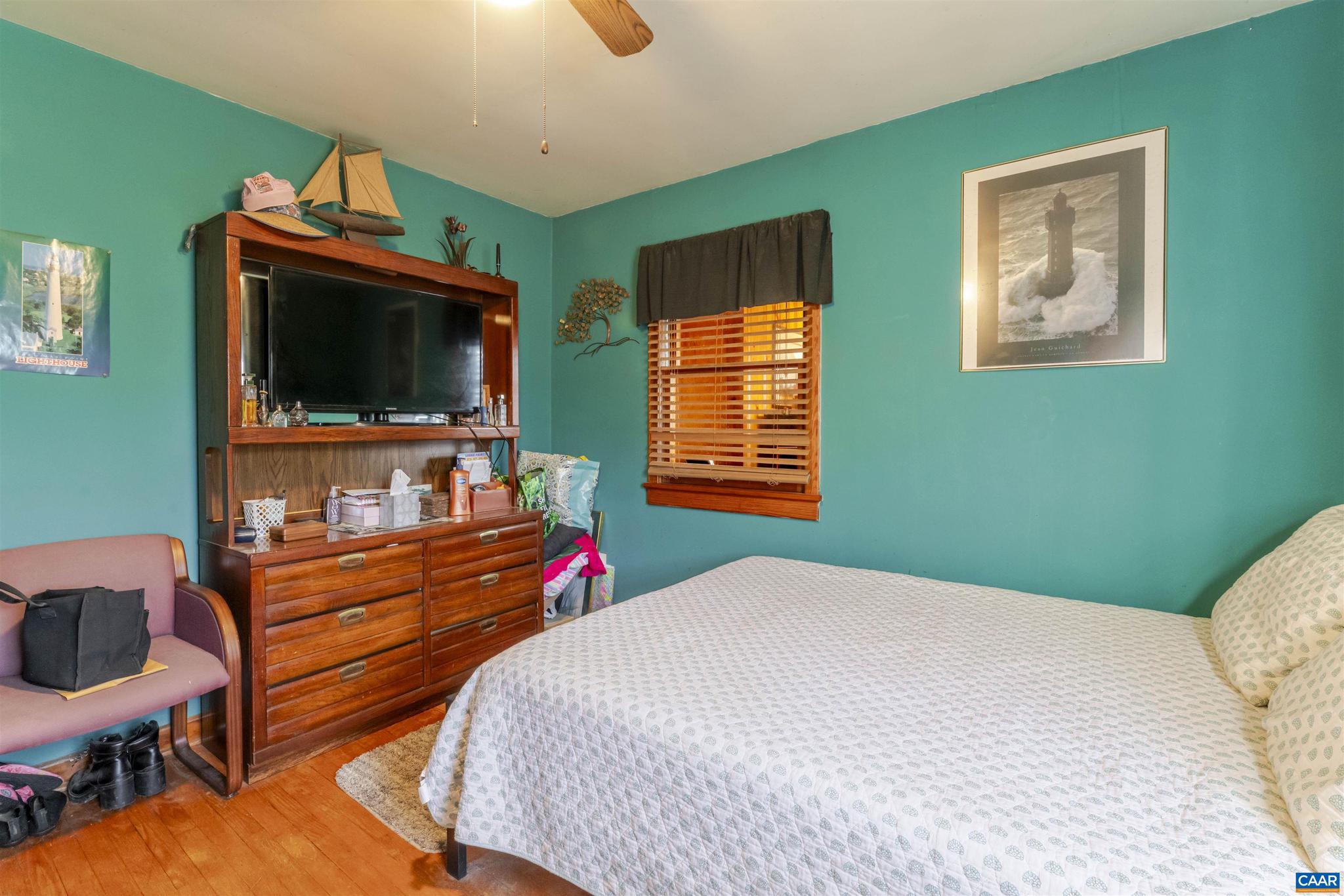 BELMONT - Residential