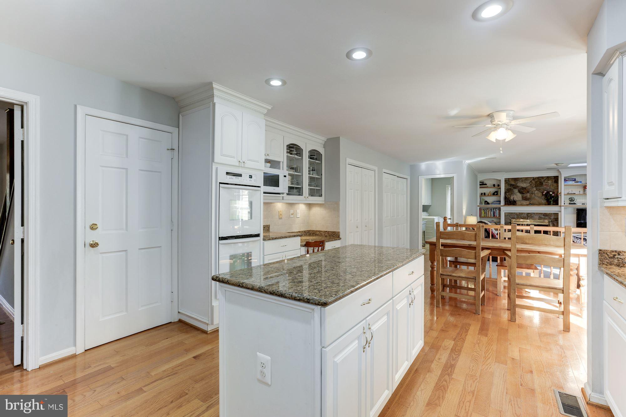 ENVIRONS - Residential