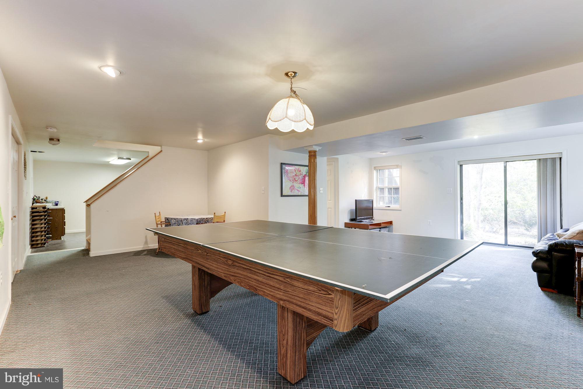 ENVIRONS - Residential