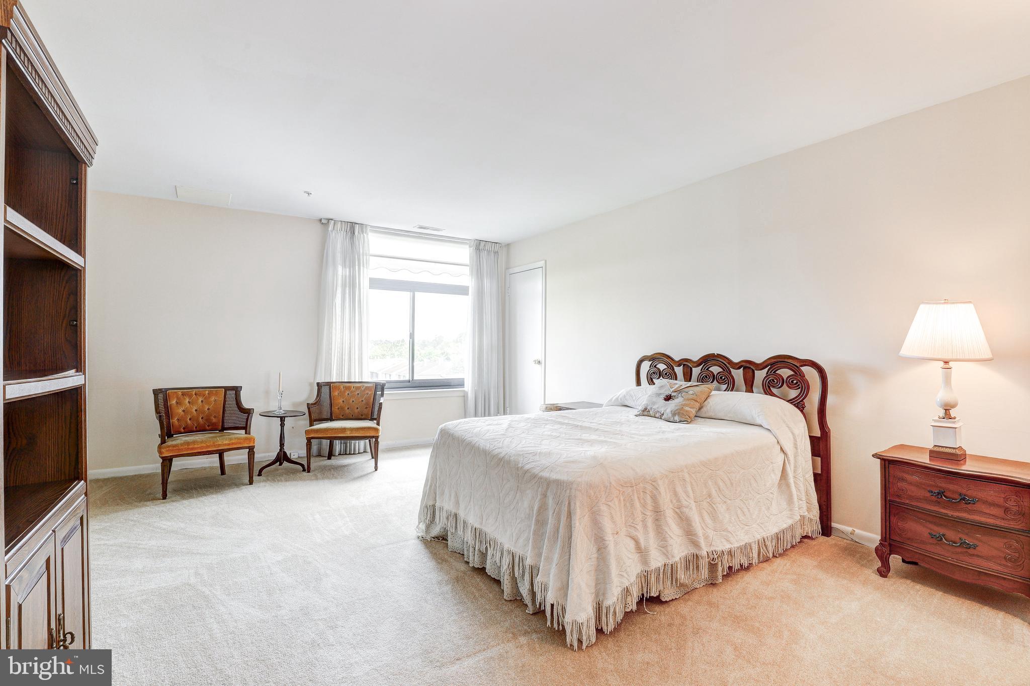 DULANEY VALLEY GARDENS - Residential