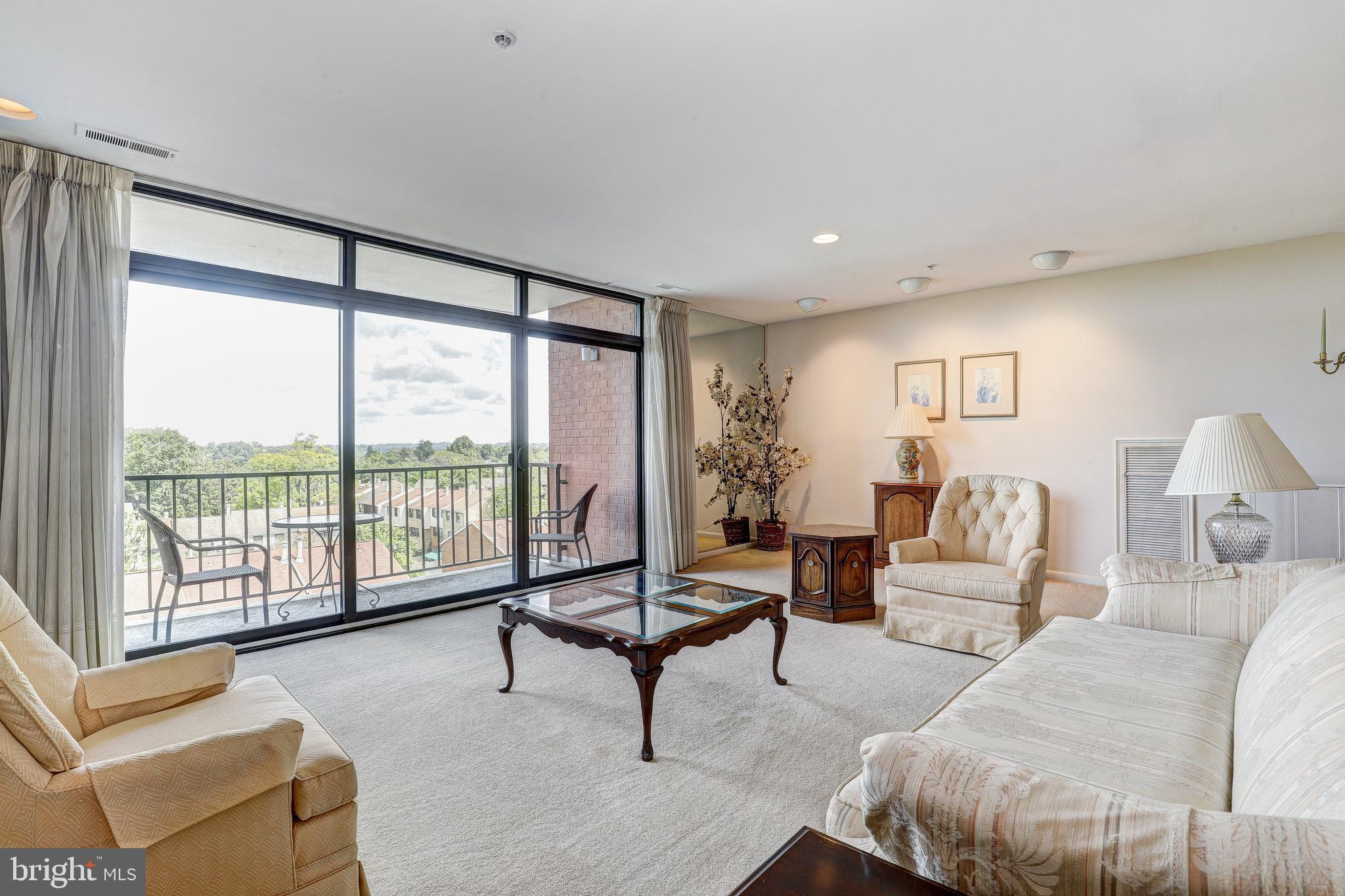 DULANEY VALLEY GARDENS - Residential