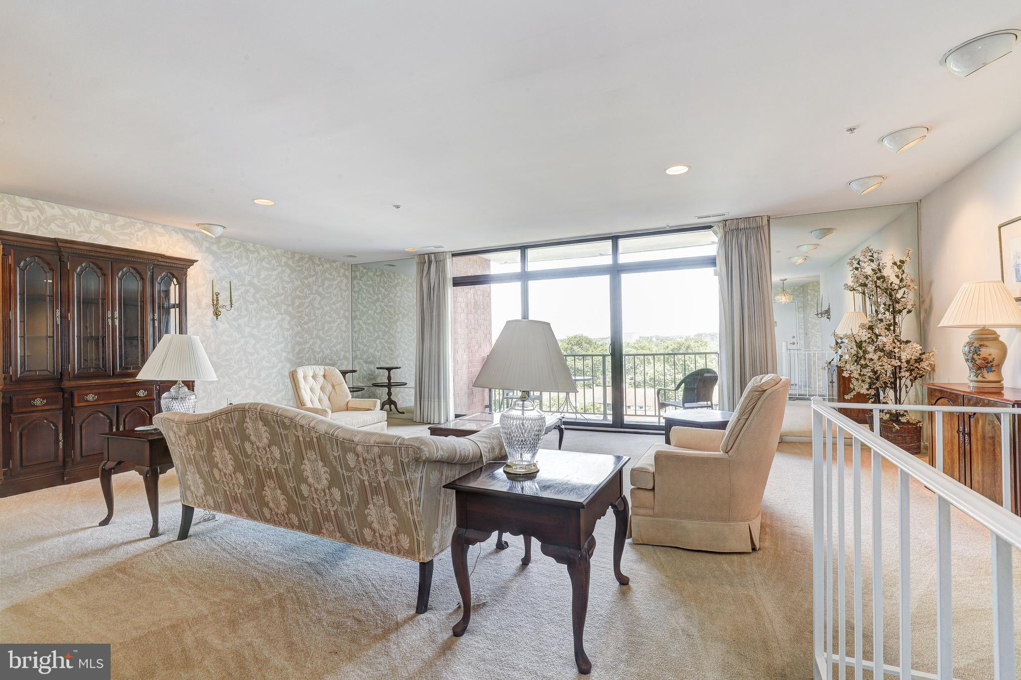 DULANEY VALLEY GARDENS - Residential